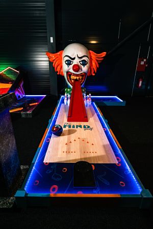 mindgolf clown strike fun world 02