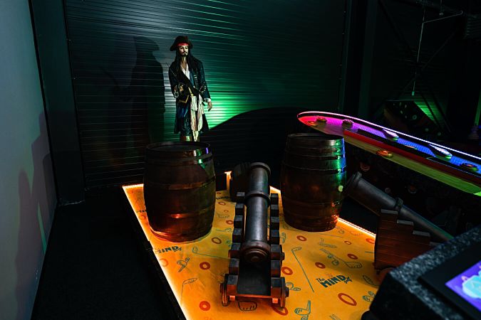 mindgolf pirate ship fun world 05