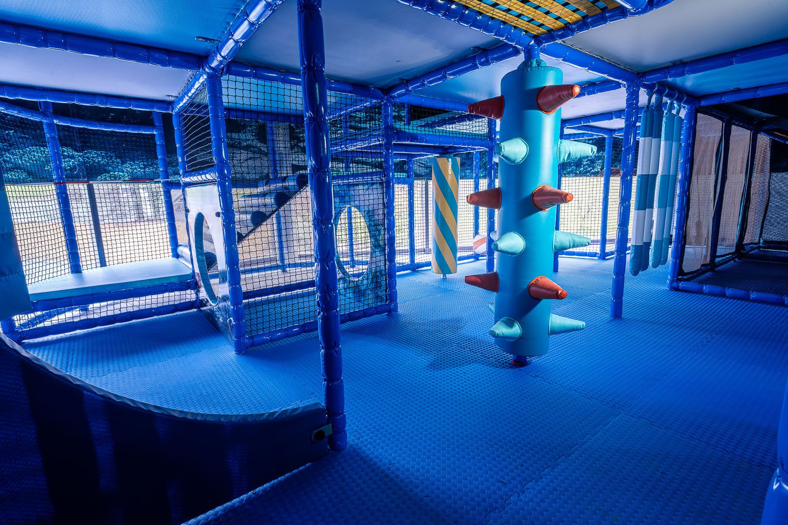Kletetrspielanlage Fun World Schweiz LUP09344-Verbessert-RR