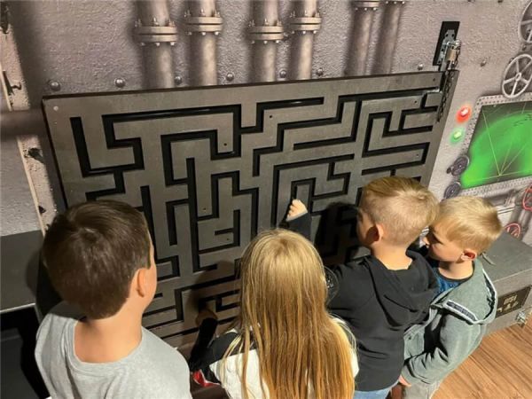 kids escape room 09